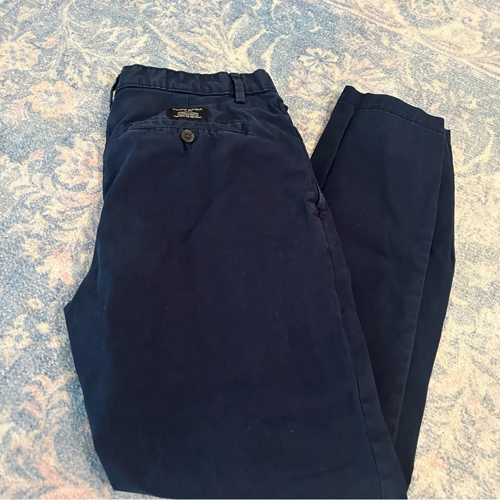 Banana Republic Men’s Navy Chino Pants